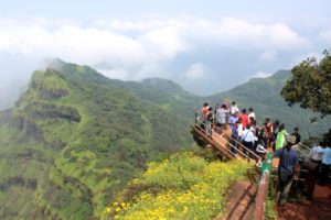Car Rental Service for Mahabaleshwar Trip Package Car Rental Service